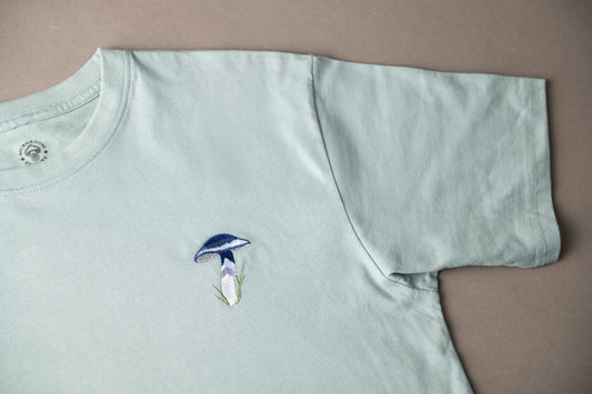 The Brightsky Pinkgill Tee – Entoloma Madidum